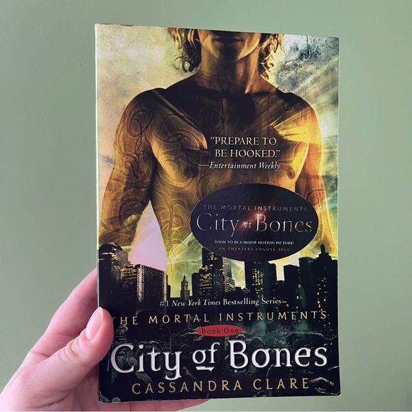 The Mortal Instruments Book Set - Picture 3 of 6